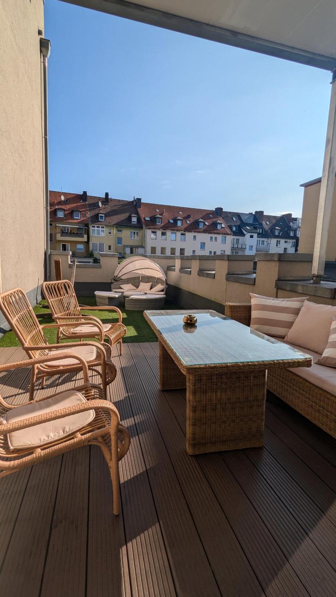 Imposante Whg - Zentral - Dachterrasse - Parken - Aufzug ฮาเกิน ภายนอก รูปภาพ
